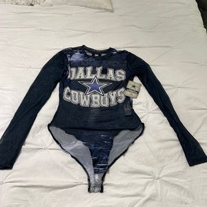 Dallas coboys top size small
